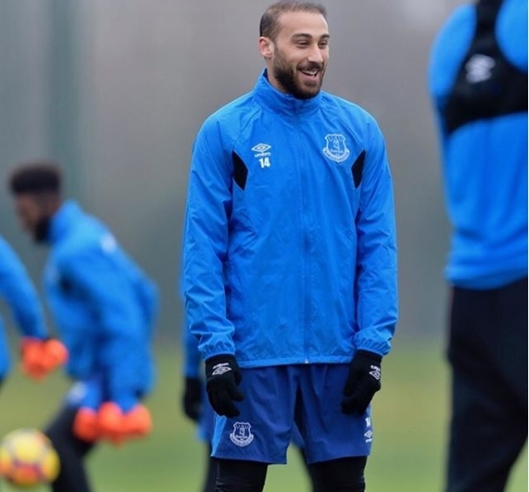 Cenk Tosun'un Everton idmanından görüntüler! 1