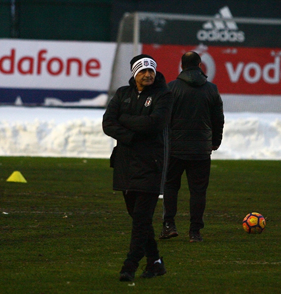 Beşiktaş'ta Osmanlıspor maçı hazırlıkları böyle başladı (Galeri) 1