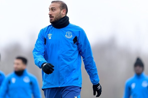Cenk Tosun gider gitmez kapak oldu!