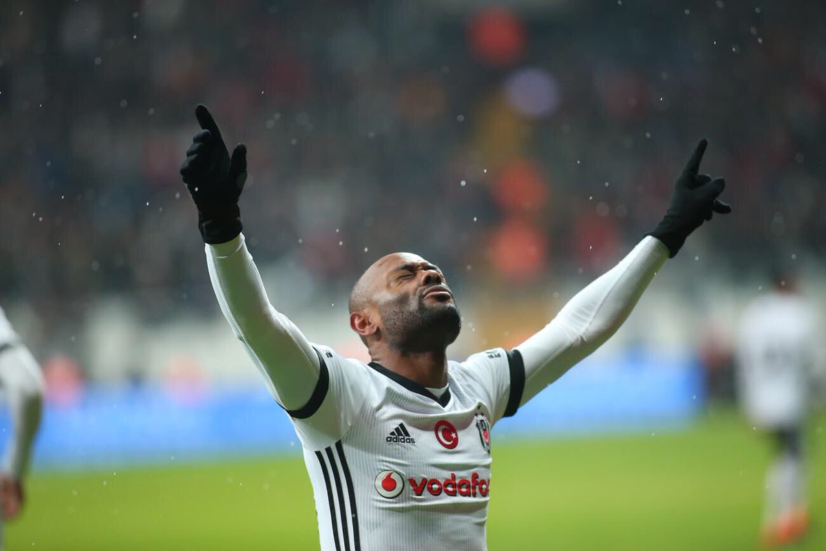 Sevgililer gününde Vagner Love, imza günü düzenleyecek! İşte saati...