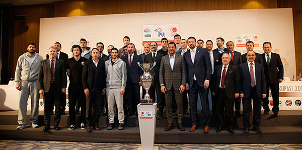 Ufuk Sarıca: "Son güne kadar sahada kalmayı düşünüyoruz"