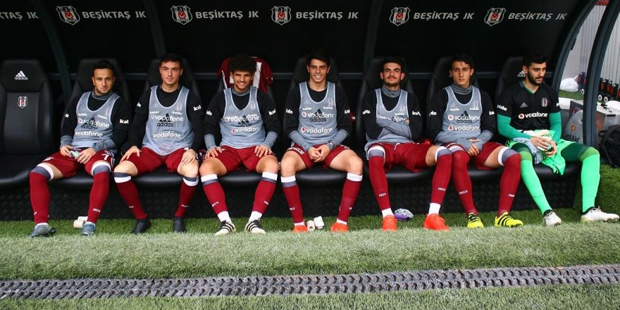 Beşiktaş'ta 7 altyapı oyuncusu forma şansı buldu