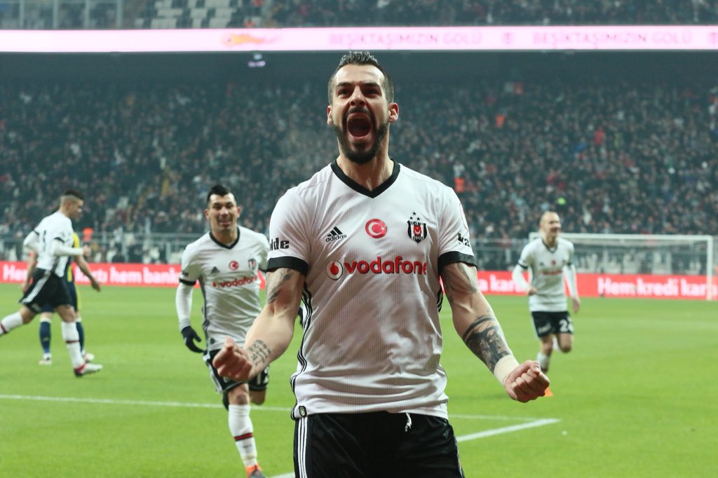 Negredo'dan, City'e kutlama mesajı!