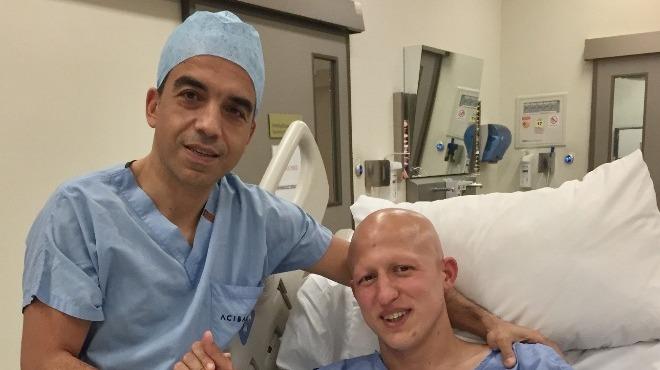 Sezer Özmen'i, Sarper Çetinkaya ameliyat etti