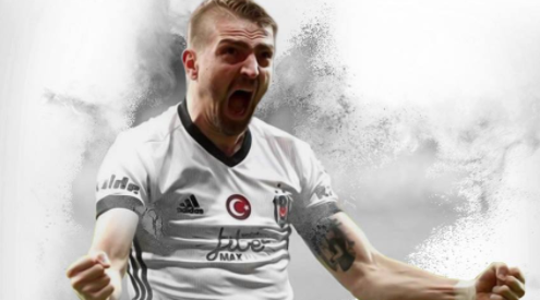 Çarşı paylaştı, Caner beğendi!