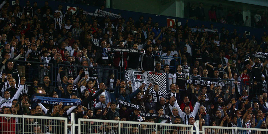 Beşiktaş taraftarının Fotomaç tepkisi sürüyor