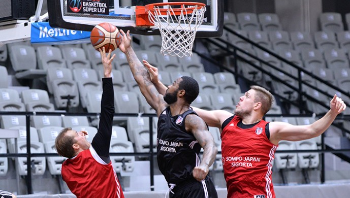 Beşiktaş basketbolda Trabzon'a hazırlanıyor