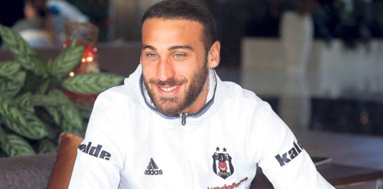 Cenk Tosun: "Bambaşka bir Beşiktaş geliyor"