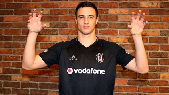 Mitroviç forma bekliyor