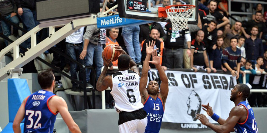 Akatlar'da zorlu maç | Beşiktaş Sompo Japan: 83 - Anadolu Efes: 93