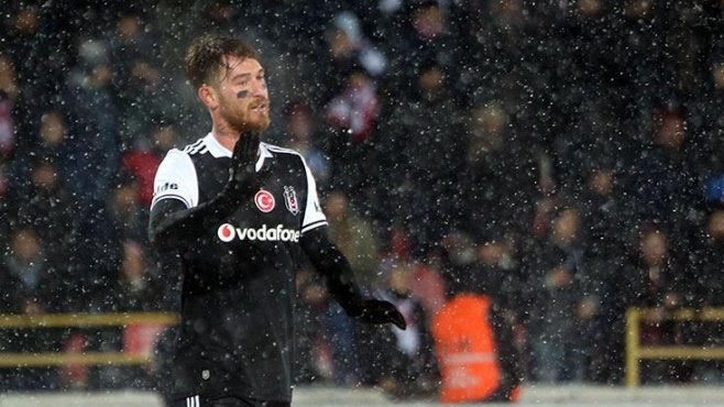 Ömer Şişmanoğlu oyuna devam edemedi