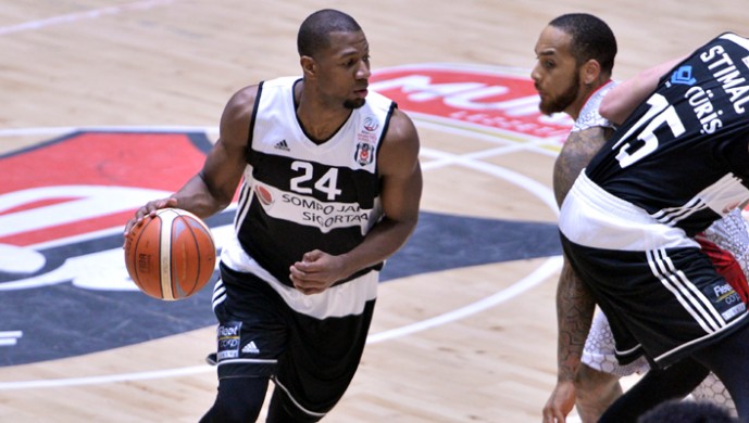 Beşiktaşlı basketbolcu DJ Strawberry'den galibiyet sonrası açıklama