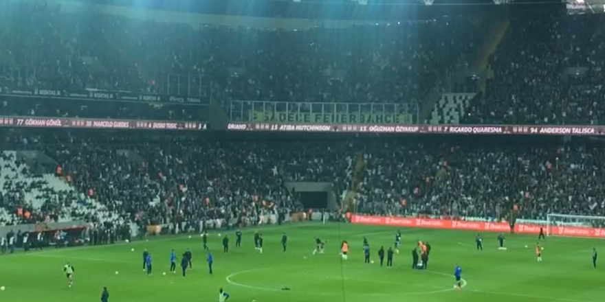 Vodafone Arena'da "Gel gelinim" şarkısı (VİDEO)