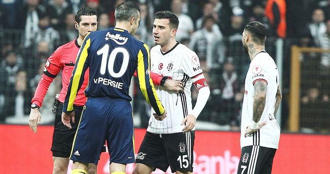 Oğuzhan, Van Persie'yi sildi
