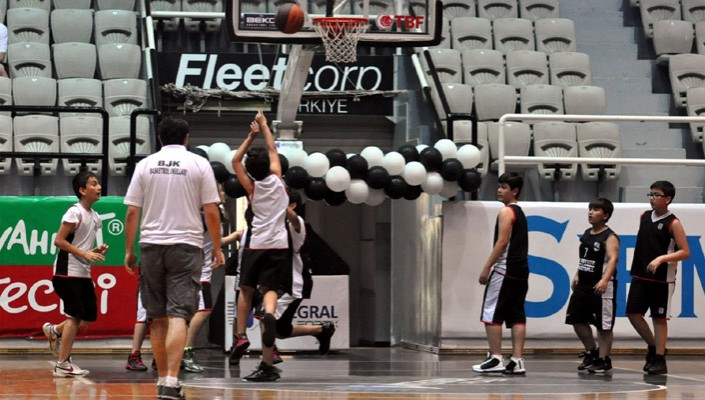 Afyonkarahisar Basketbol Okulu açıldı