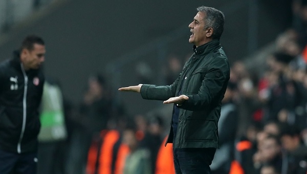 Şenol Güneş'ten 4. hakeme tepki