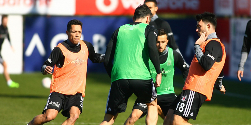 Beşiktaş'ta derbi hazırlıkları böyle başladı