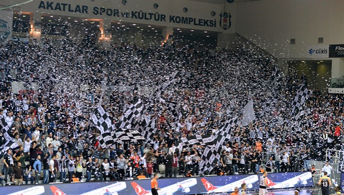 Beşiktaş'ın Pınar Karşıyaka maçı biletleri satışa çıktı