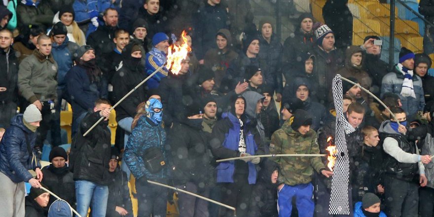 UEFA'dan D.Kiev ve Beşiktaş'a ceza!