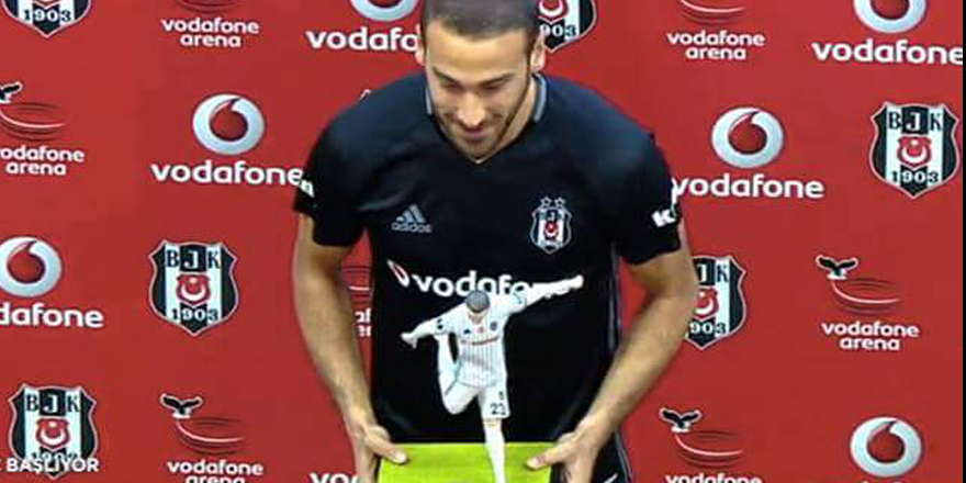 Vodafone Arena'daki 50. gol için Cenk'e ödül