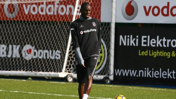 Demba Ba ile yola devam!