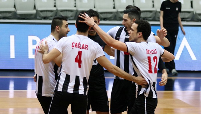 Beşiktaş, MSK Urfa'yı 3-0 mağlup etti