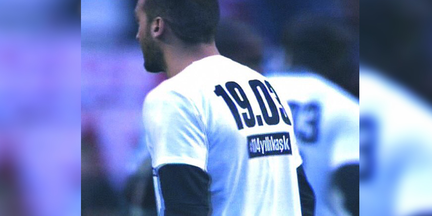 Beşiktaşlılar özel tişörtle ısınmaya çıktılar