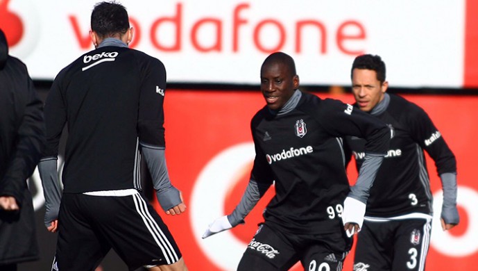 Beşiktaş kondisyon ve taktik çalıştı