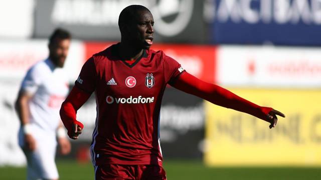 ÖZEL | Güneş 11'i belirledi. Demba Ba sahada olacak mı?