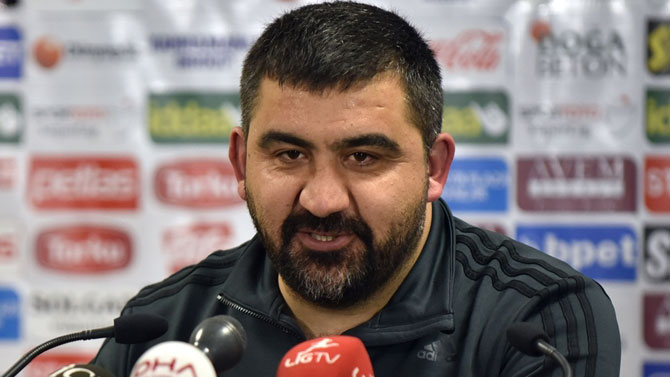Özat: "Ben cevabımı verdim!"