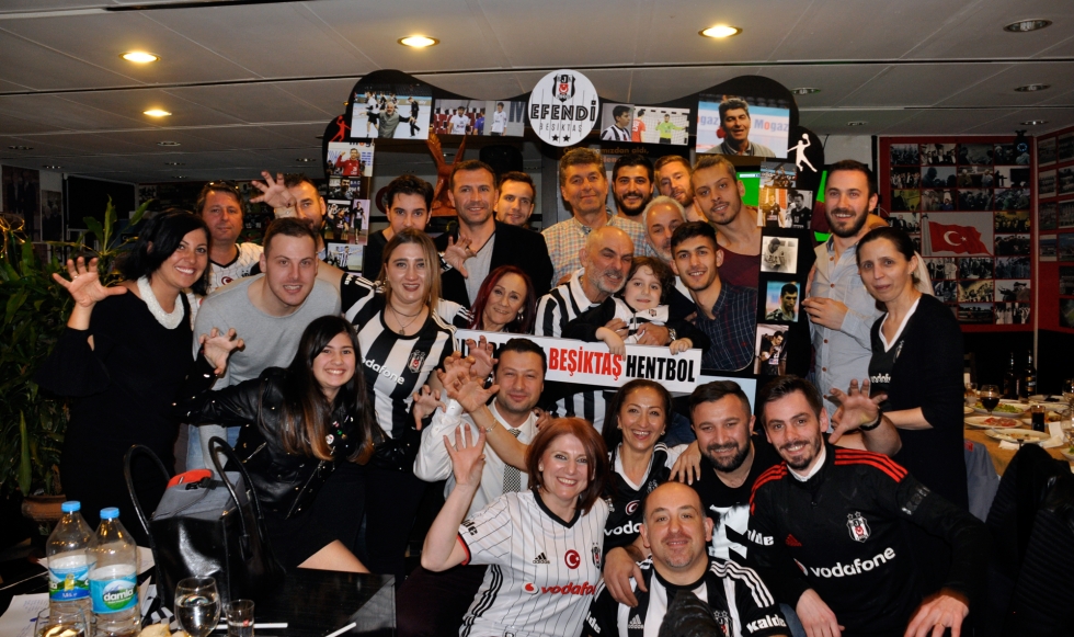Beşiktaş Mogaz 13. Şampiyonluğu Kutladı