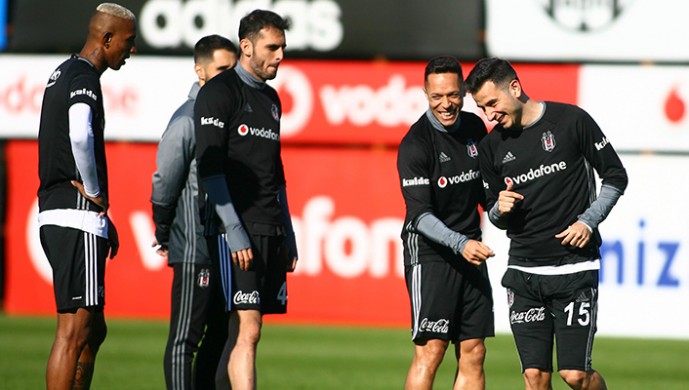 Beşiktaş'tan keyifli antrenman