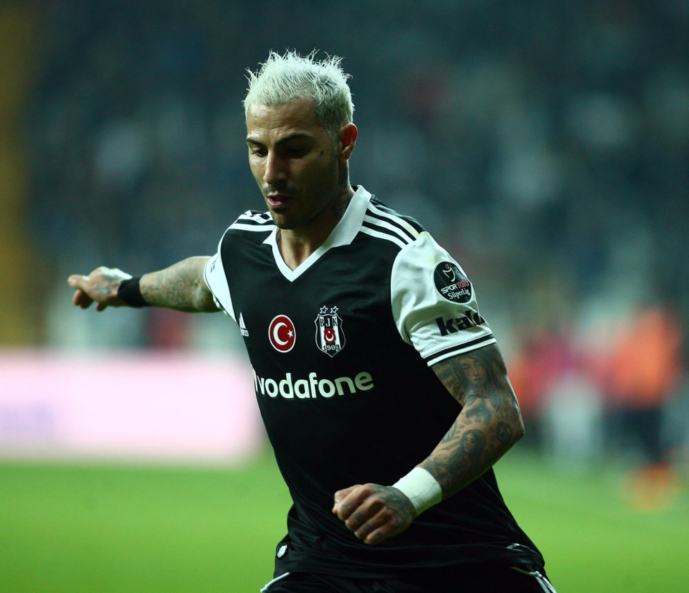 Quaresma sevincini oğlu Ricky ile paylaştı!