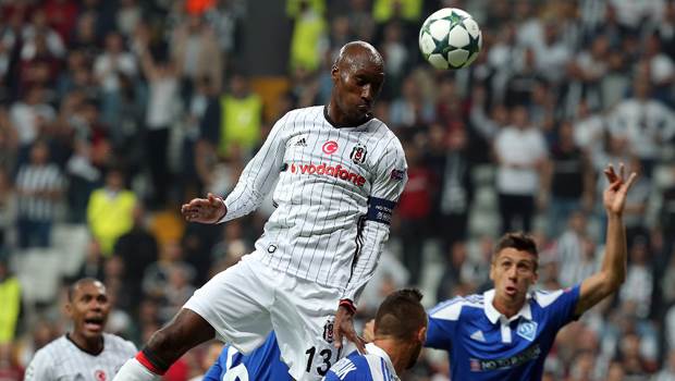 Atiba 60 maç sonra sarı kartla tanıştı