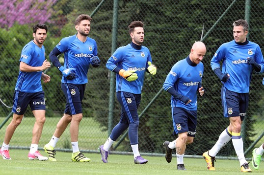 Fenerbahçe'de Beşiktaş maçı hazırlıkları başladı