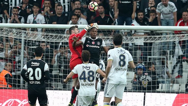 Ömer Çatkıç: "Fabri'nin suçu yok! Emenike faul yaptı"