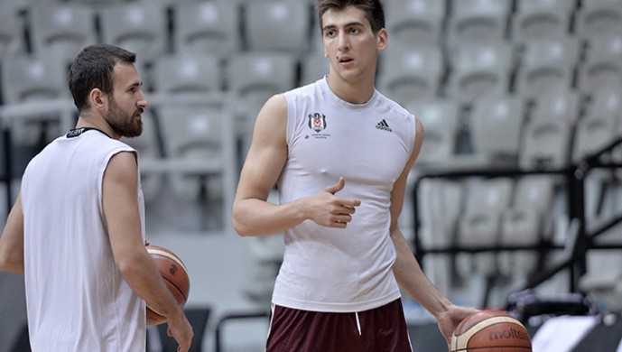 Anadolu Efes maçı hazırlıkları başladı