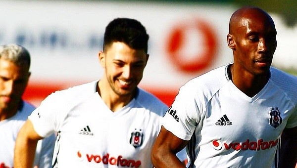 Tolgay ilk 11'e Atiba yedeğe
