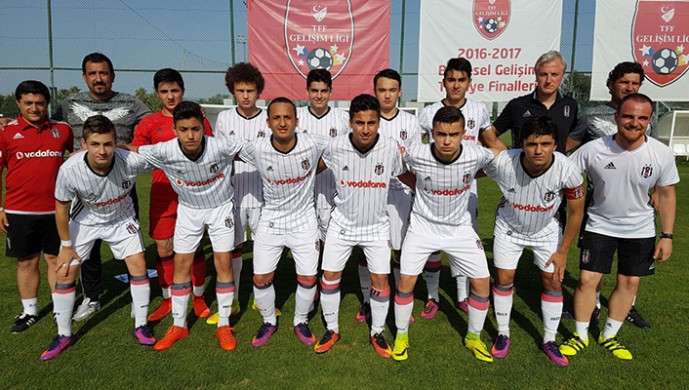 Trabzonspor:1 Beşiktaş:1 (U-15)
