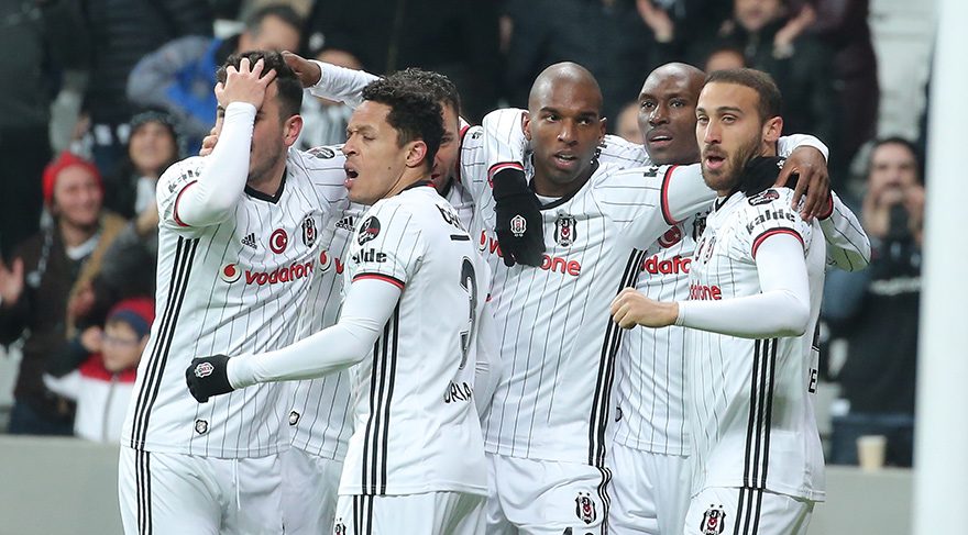 Beşiktaşlı oyunculardan galibiyet yemini!