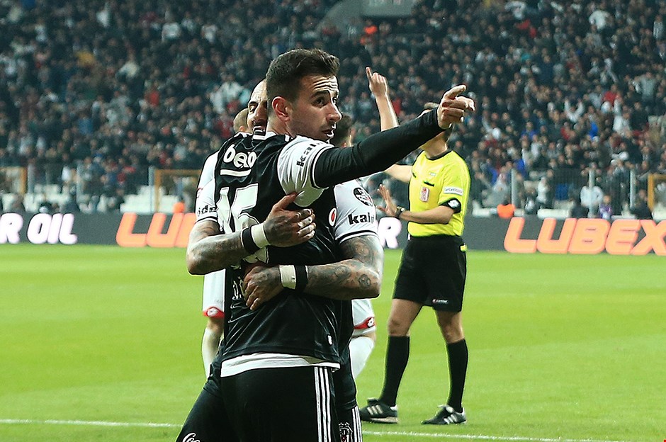Oğuzhan'dan 5 yıllık imza!