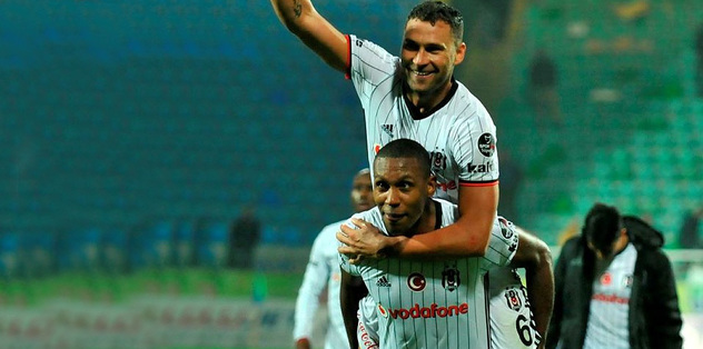 Beşiktaş'ın savunmacıları, Kasımpaşa'yı seviyor!