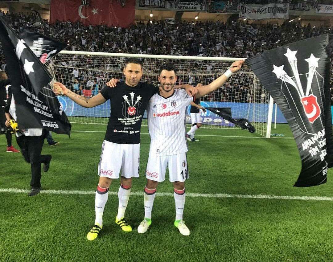 Tolgay'dan şampiyonluk paylaşımı