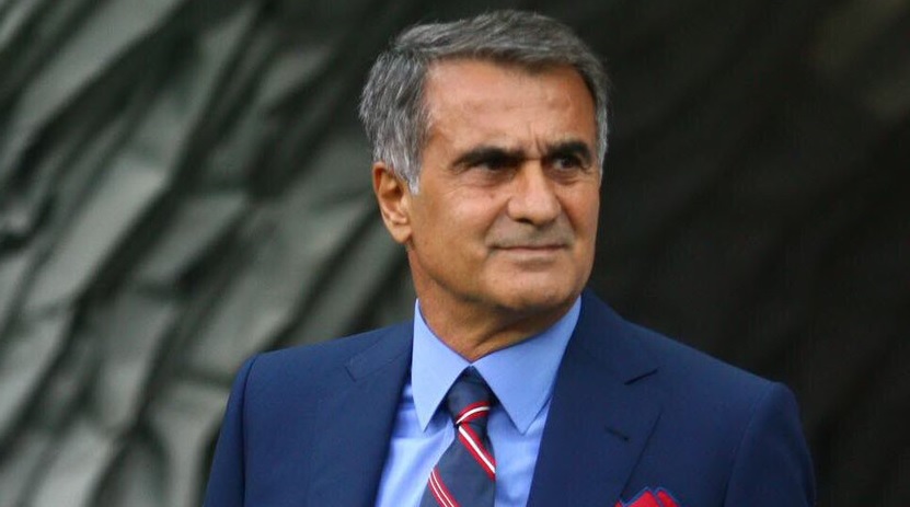 Şenol Güneş tarihe geçti!