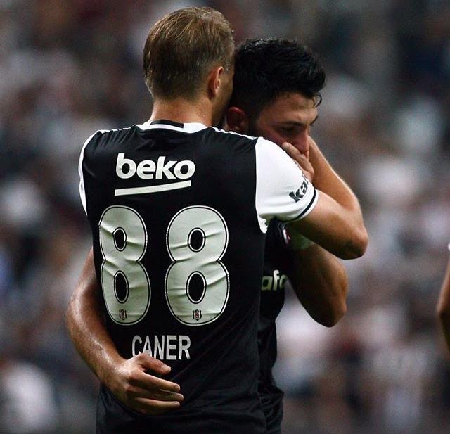 Tolgay'dan anlamlı mesaj