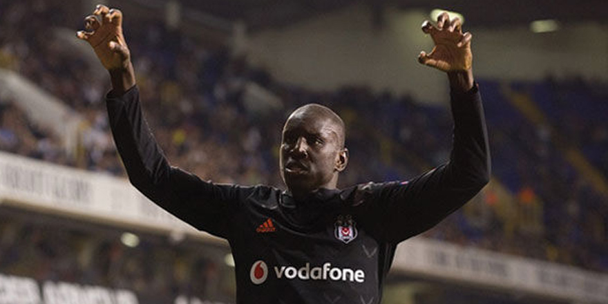 Demba Ba kalmak istiyor