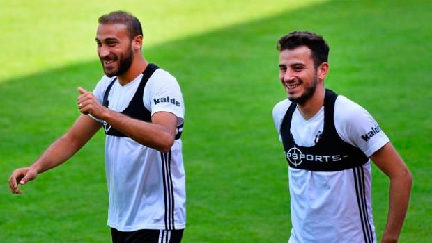 Nasri'den Oğuzhan ve Cenk'e övgü!
